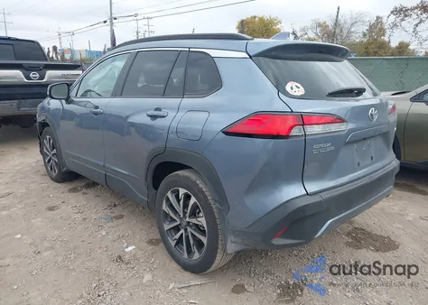 2024 Toyota Corolla Cross Xle z USA, uszkodzony, nr VIN 7MUDAAAGXRV109288